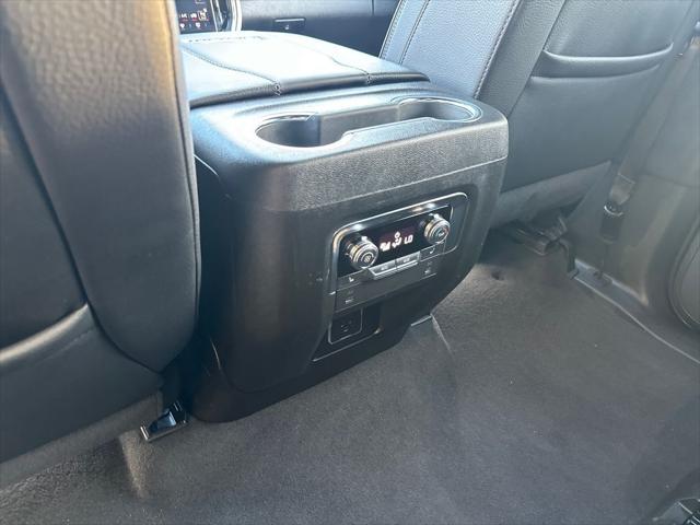 2025 GMC Yukon XL 4WD Denali