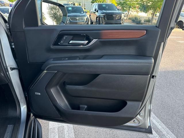 2025 GMC Yukon XL 4WD Denali