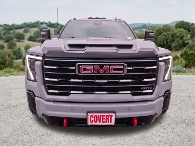 2025 GMC Sierra 2500HD 4WD Crew Cab Standard Bed AT4