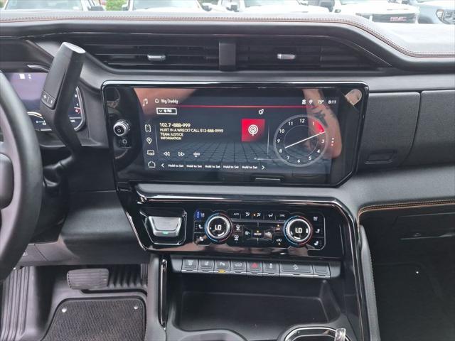 2025 GMC Sierra 2500HD 4WD Crew Cab Standard Bed AT4