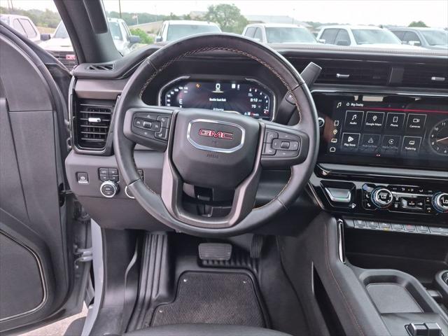 2025 GMC Sierra 2500HD 4WD Crew Cab Standard Bed AT4