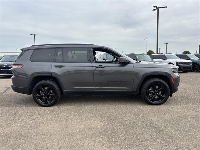 2023 Jeep Grand Cherokee L Altitude 4x4