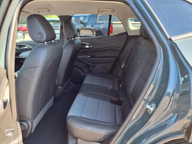 2025 Chevrolet Trax FWD LT