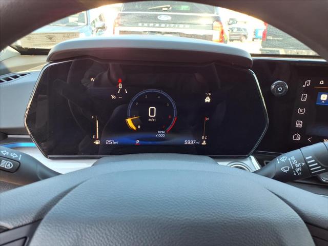 2025 Chevrolet Trax FWD LT