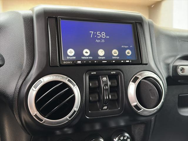 2012 Jeep Wrangler Unlimited Rubicon