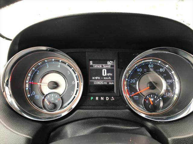 2015 Chrysler Town & Country Touring-L