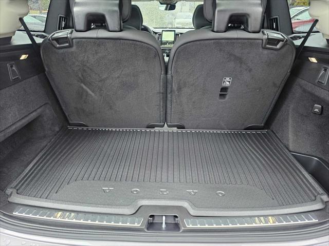 2026 Volvo XC90 Plug-In Hybrid Plus, T8 AWD, Electric/Gasoline, Bright, 6 Seats