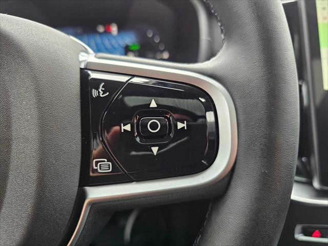 2026 Volvo XC90 Plug-In Hybrid Plus, T8 AWD, Electric/Gasoline, Bright, 6 Seats