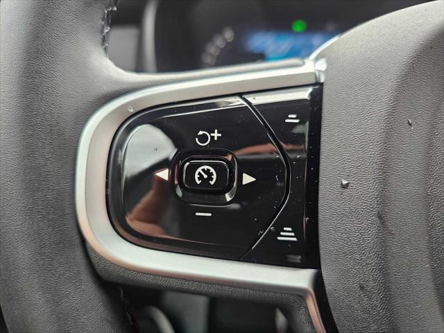 2026 Volvo XC90 Plug-In Hybrid Plus, T8 AWD, Electric/Gasoline, Bright, 6 Seats