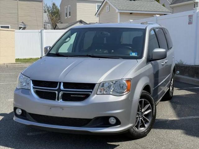 2017 Dodge Grand Caravan SXT for sale in Linden, NJ