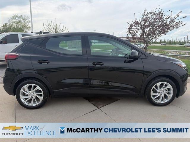 2027 Chevrolet Bolt LT FWD