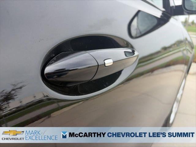 2027 Chevrolet Bolt LT FWD