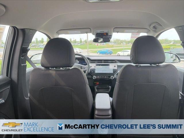 2027 Chevrolet Bolt LT FWD