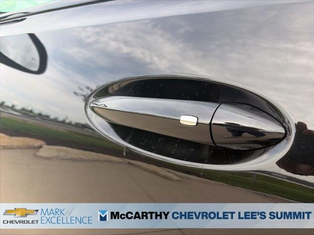 2027 Chevrolet Bolt LT FWD