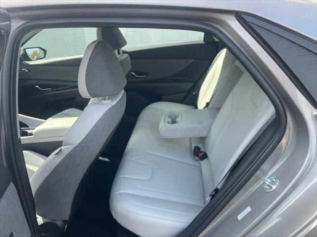 2023 Hyundai Elantra Hybrid Limited