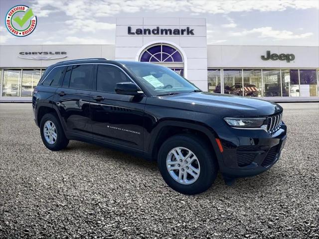 2023 Jeep Grand Cherokee Laredo 4x4 for sale in Independence, MO