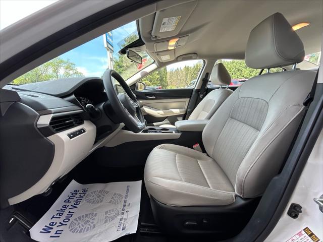 2025 Nissan Altima SV FWD