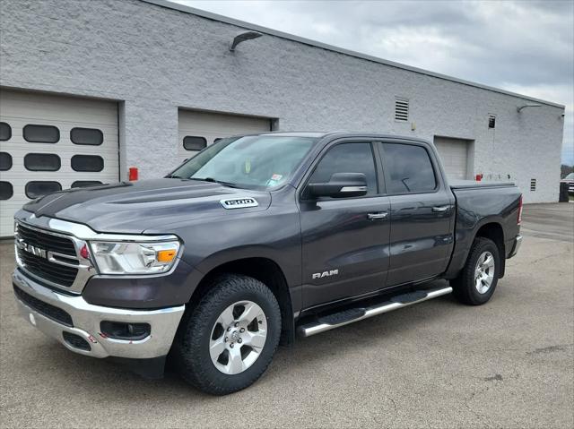 2020 RAM 1500 Big Horn Crew Cab 4x4 57 Box