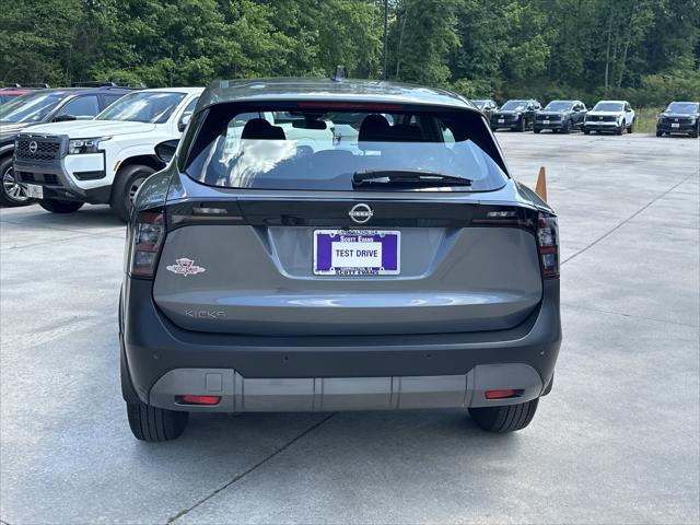 2025 Nissan Kicks S FWD
