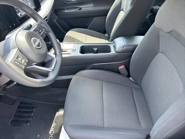2025 Nissan Kicks S FWD