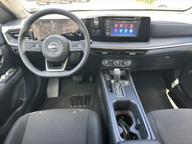 2025 Nissan Kicks S FWD