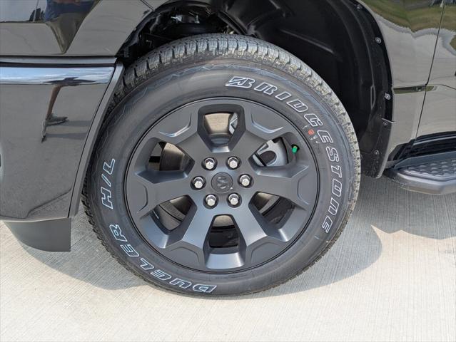 2026 Ram 1500 Express Crew Cab 4x4 5'7" Box