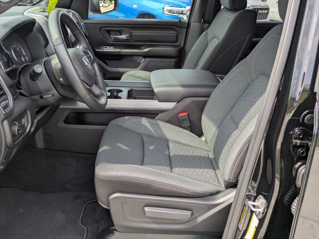2026 Ram 1500 Express Crew Cab 4x4 5'7" Box