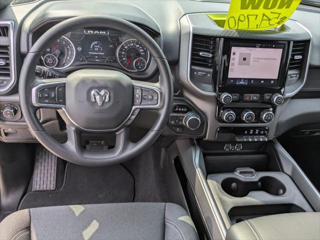 2026 Ram 1500 Express Crew Cab 4x4 5'7" Box
