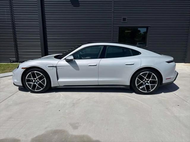2025 Porsche Taycan Taycan