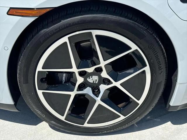 2025 Porsche Taycan Taycan