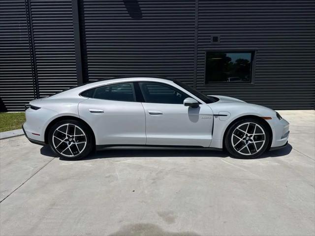 2025 Porsche Taycan Taycan