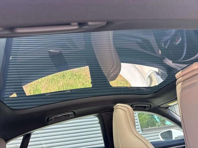 2025 Porsche Taycan Taycan
