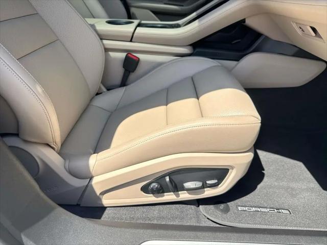 2025 Porsche Taycan Taycan