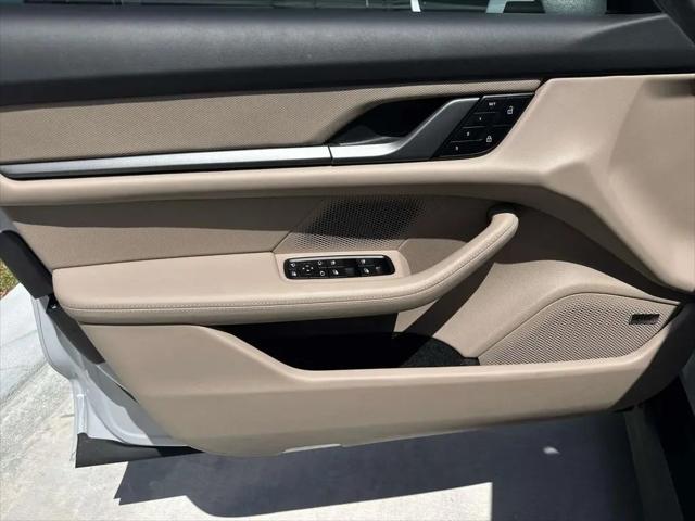 2025 Porsche Taycan Taycan
