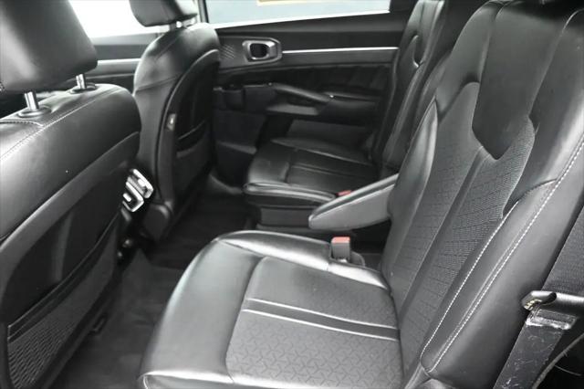 2022 Kia Sorento SX