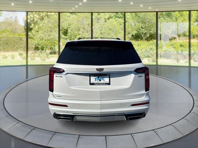 2022 Cadillac XT6 AWD Premium Luxury