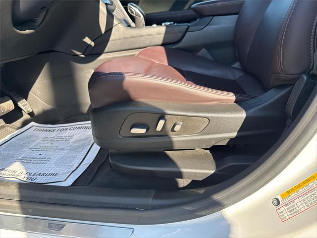 2022 Cadillac XT6 AWD Premium Luxury