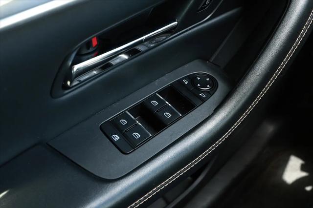 2024 Mazda X-90 3.3 Turbo Preferred Plus