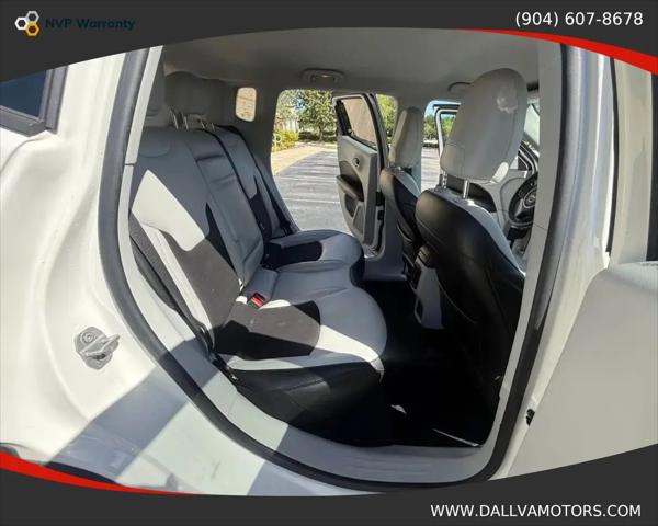 2020 Jeep Compass Latitude FWD