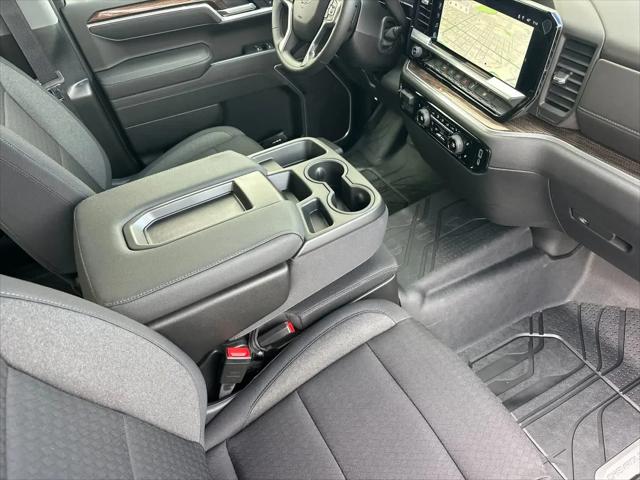 2026 Chevrolet Silverado 1500 4WD Crew Cab Standard Bed RST