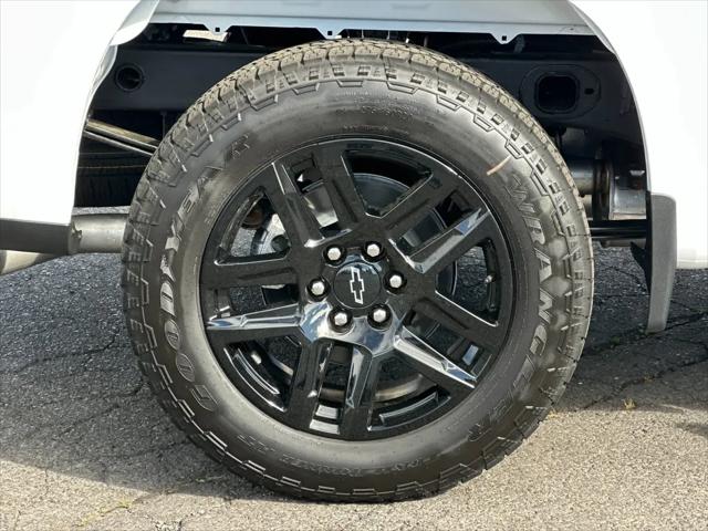 2026 Chevrolet Silverado 1500 4WD Crew Cab Standard Bed RST