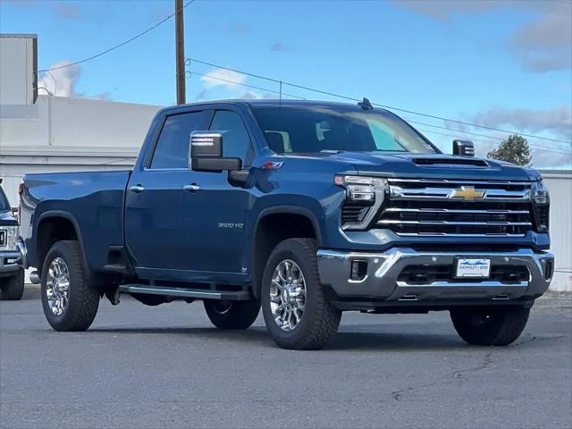 2026 Chevrolet Silverado 3500HD Crew Cab, Long Bed, LTZ Dual Rear Wheel, RWD