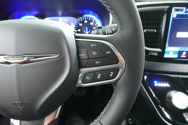 2026 Chrysler Voyager LX