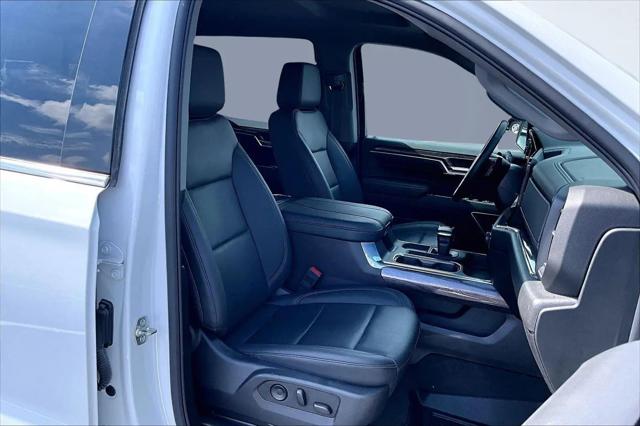 2025 Chevrolet Silverado 1500 4WD Crew Cab Short Bed LTZ