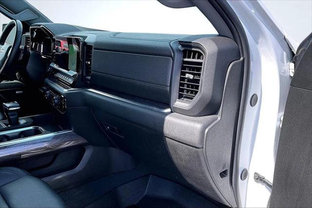 2025 Chevrolet Silverado 1500 4WD Crew Cab Short Bed LTZ