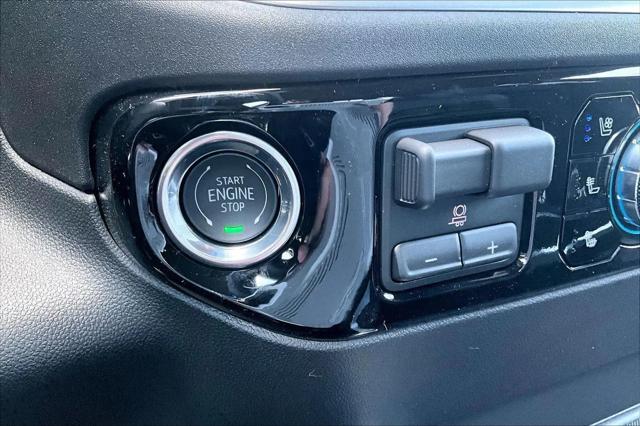 2026 GMC Sierra 2500HD Crew Cab, Standard Bed, SLT, 4WD