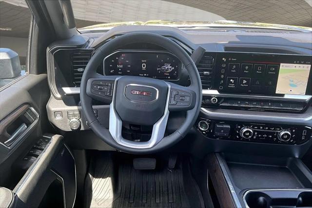 2026 GMC Sierra 2500HD Crew Cab, Standard Bed, SLT, 4WD