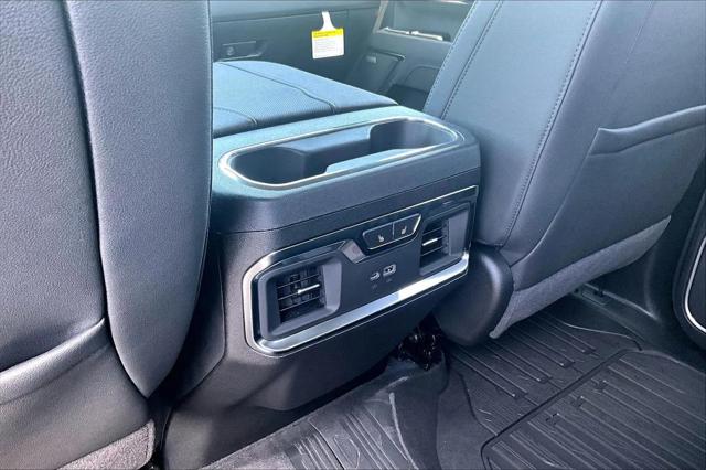 2026 GMC Sierra 2500HD Crew Cab, Standard Bed, SLT, 4WD