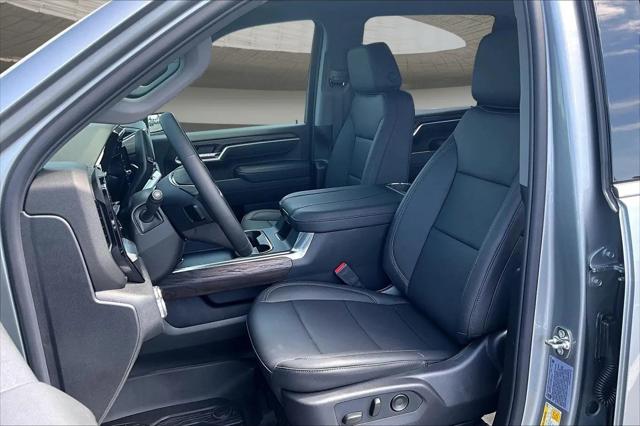 2026 GMC Sierra 2500HD Crew Cab, Standard Bed, SLT, 4WD