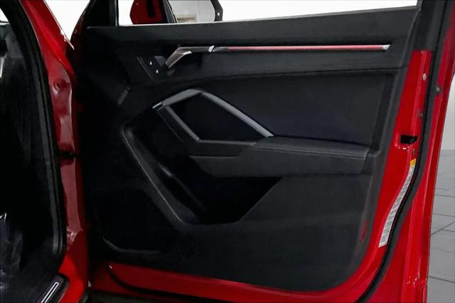 2021 Audi Q3 Premium Plus 45 TFSI S line quattro Tiptronic